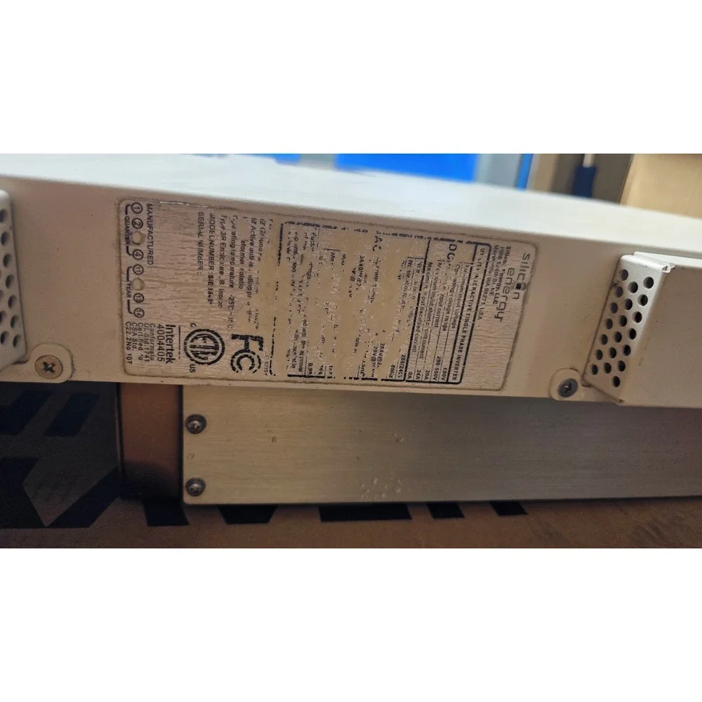 Silicon Energy SiE 3840 Solar Panel Inverter